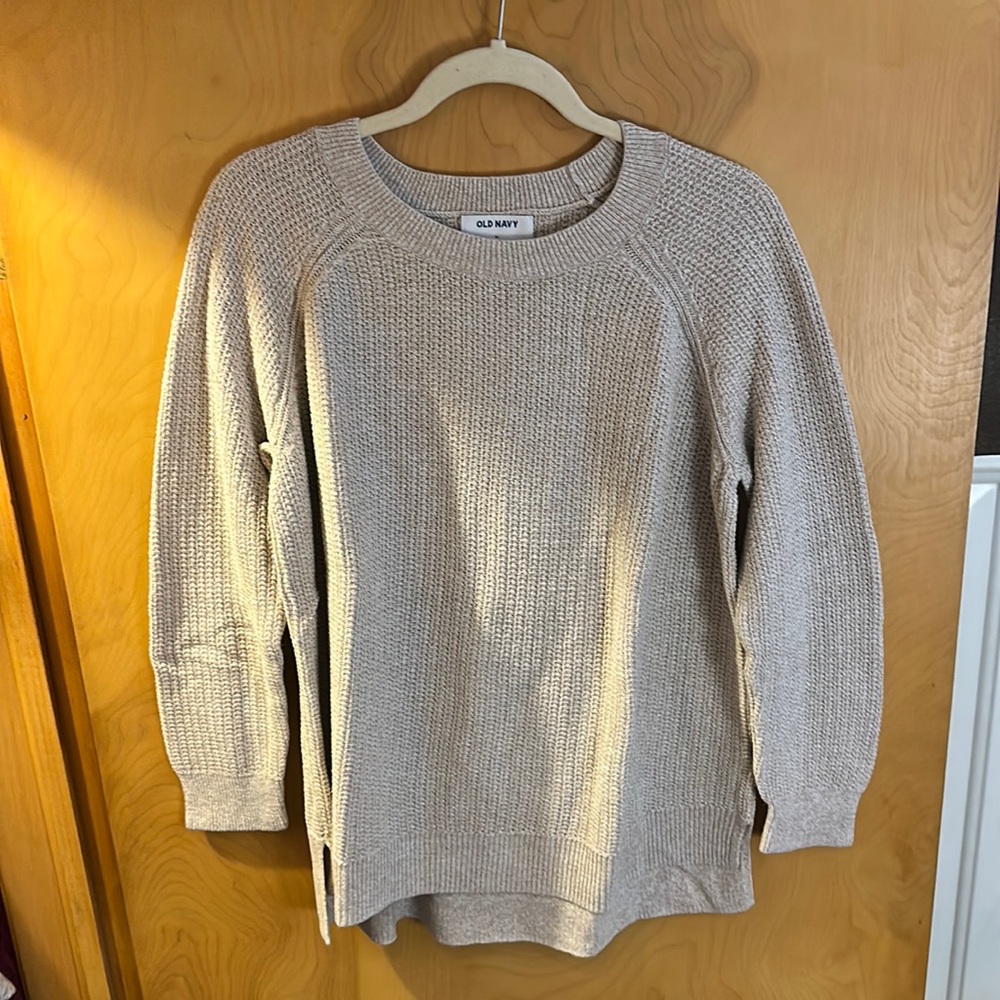 Old navy sweater
